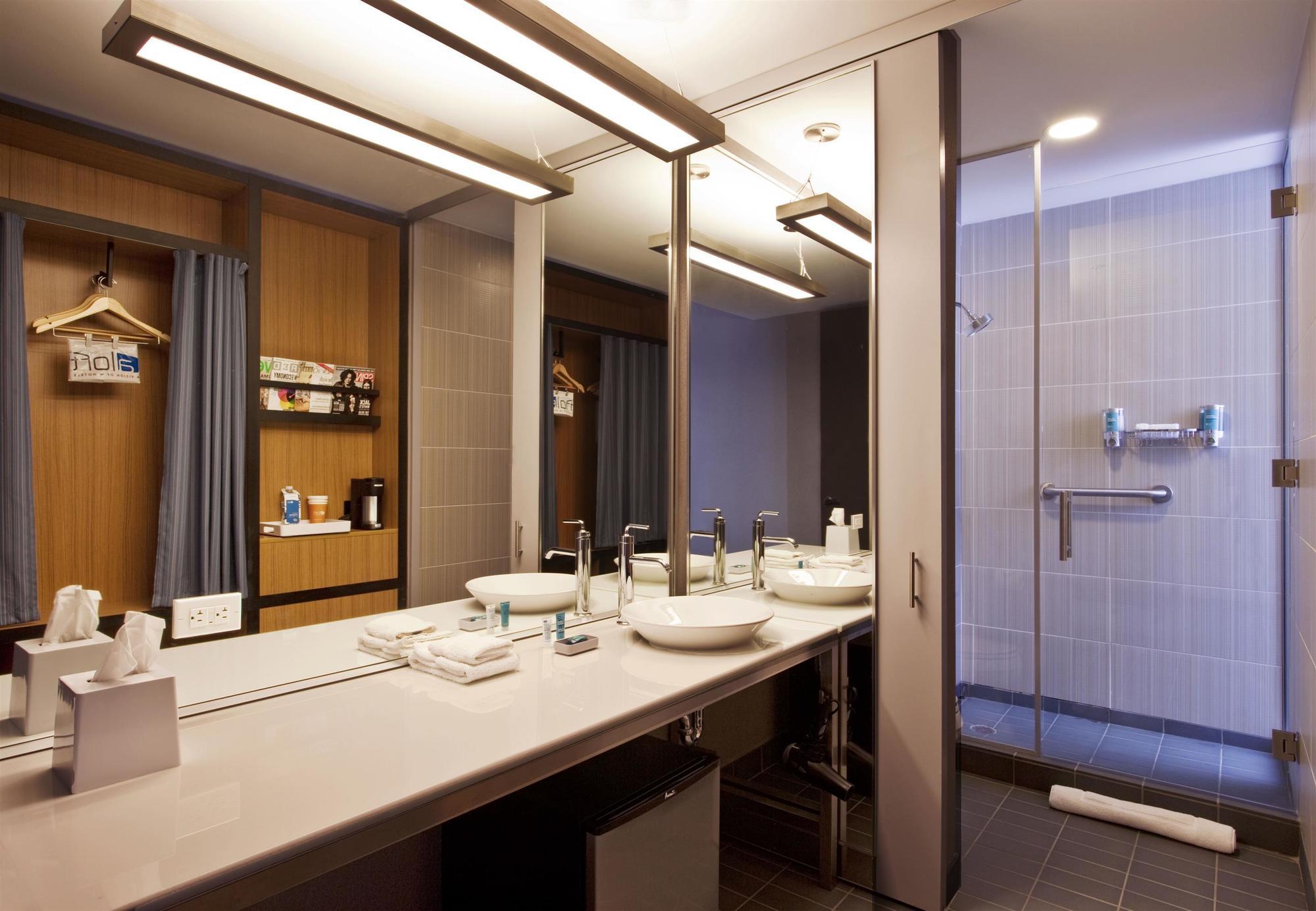 Aloft Houston By The Galleria Εξωτερικό φωτογραφία